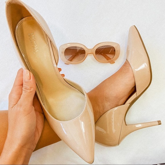 Michael Kors Shoes - Michael Kors Nude Classic Heel Size 9